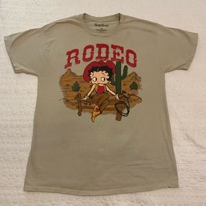 BETTY BOOP rodeo graphic tee, beige color, size M